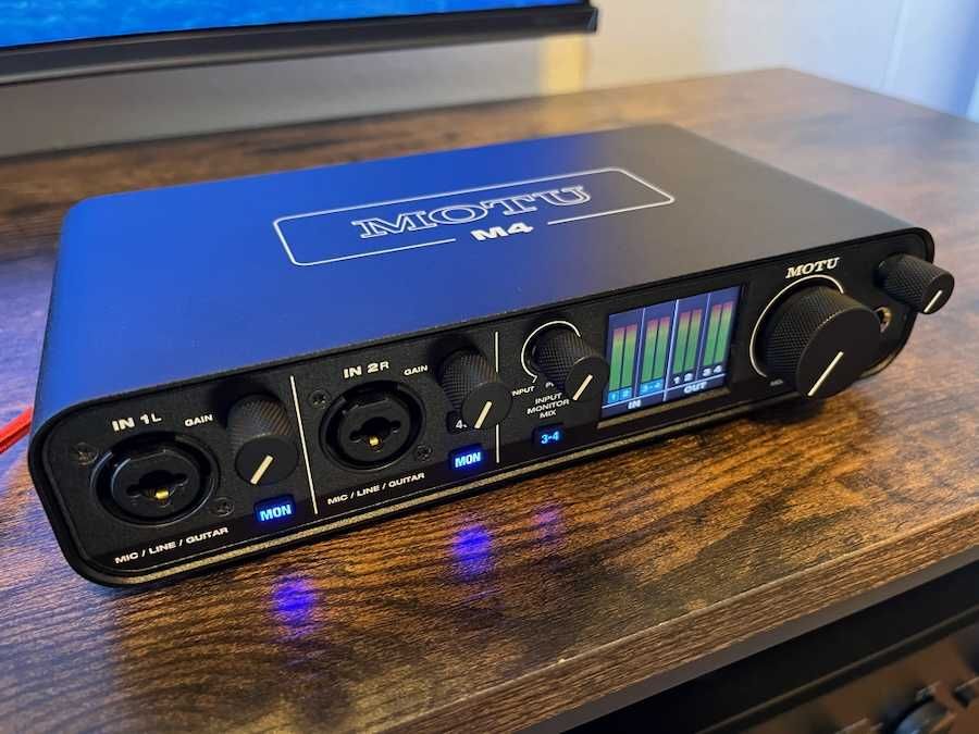 MOTU M4 - Interface Áudio USB-C