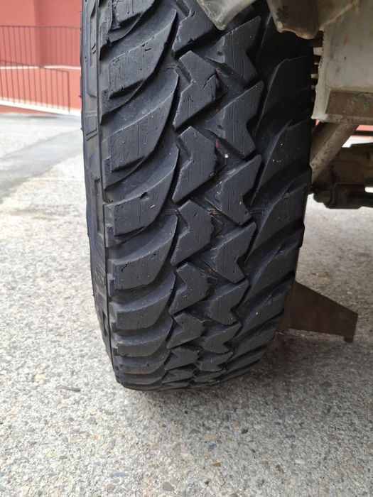 Pneus 235/85 R16 - Bridgestone Dueler MT