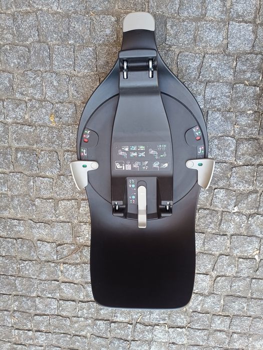 Trio Maxi-Cosi 360 (Carrinho Zelia 3 + Ovo Pebble 360 + Base Isofix FamilyFix 360)