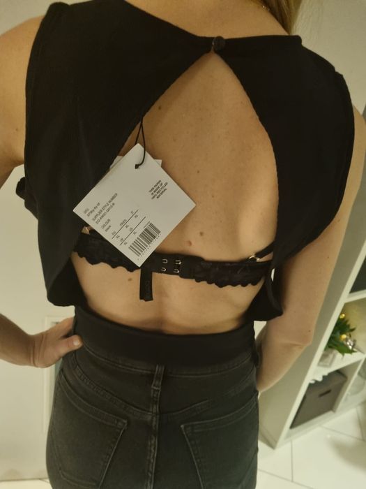 Czarny top even&odd
