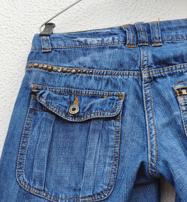 Calças cargo com tachas e brilhantes Pull & Bear