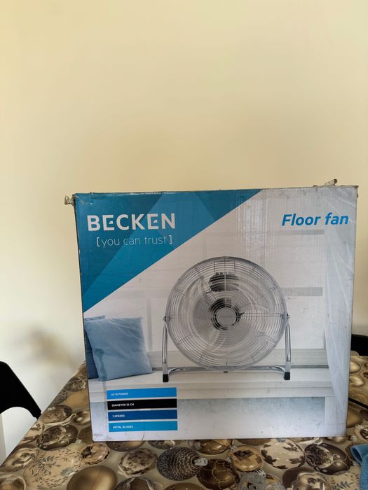 Becken Floor Fan
