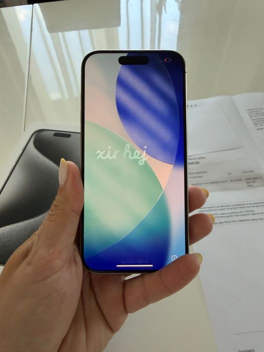 iPhone 15 pro telefon