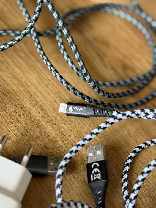 iPhone 11 - zestaw akcesoriów