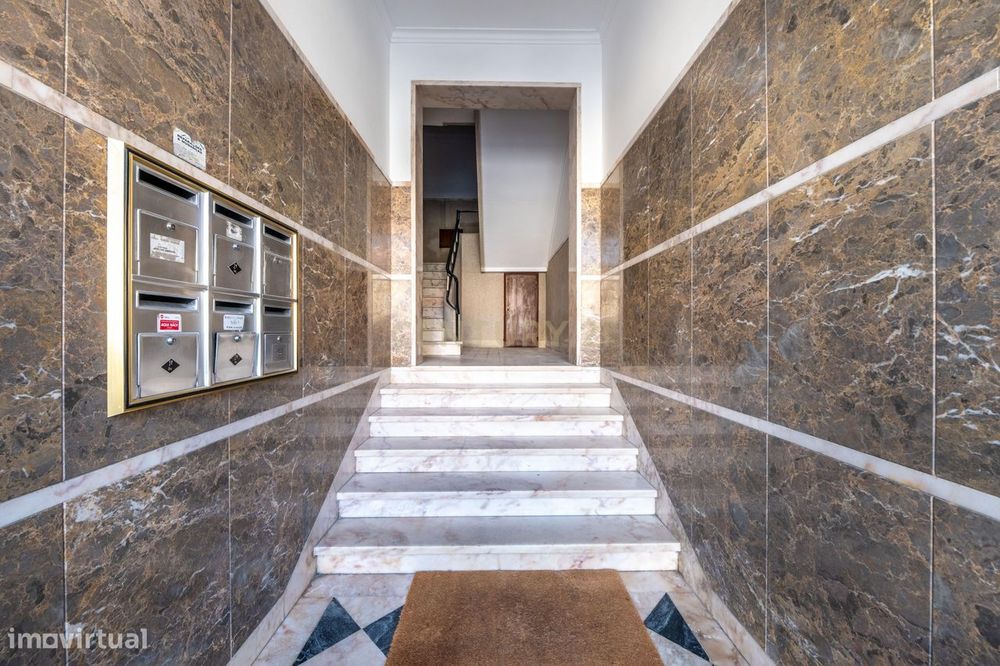 Excelente Apartamento T4, com 127m², no centro do Cartaxo