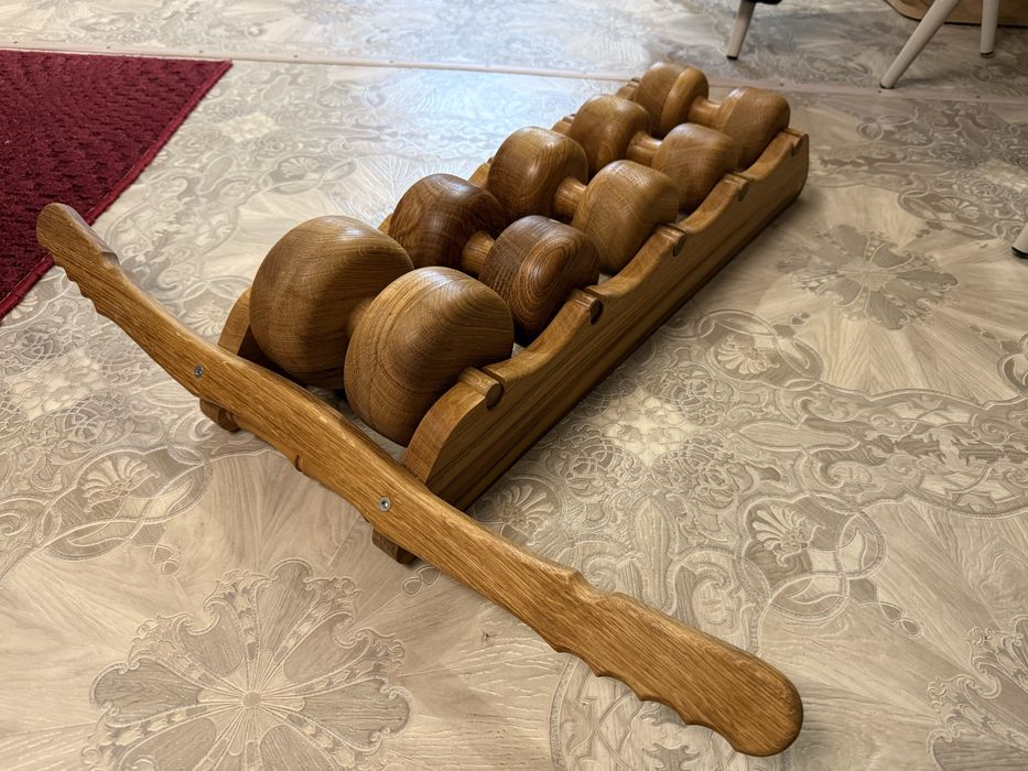 Масажер-тренажер для спини