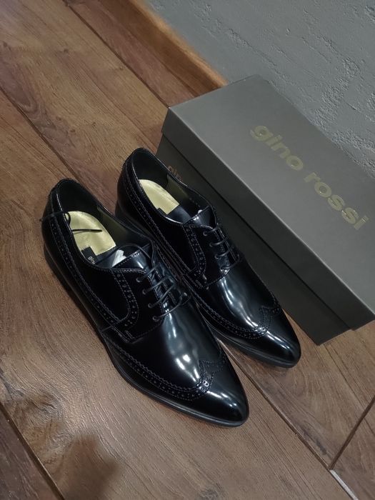 Półbuty Gino Rossi alba r.38