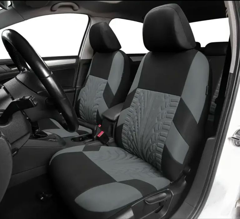 Чохли на сидіння автомобіля