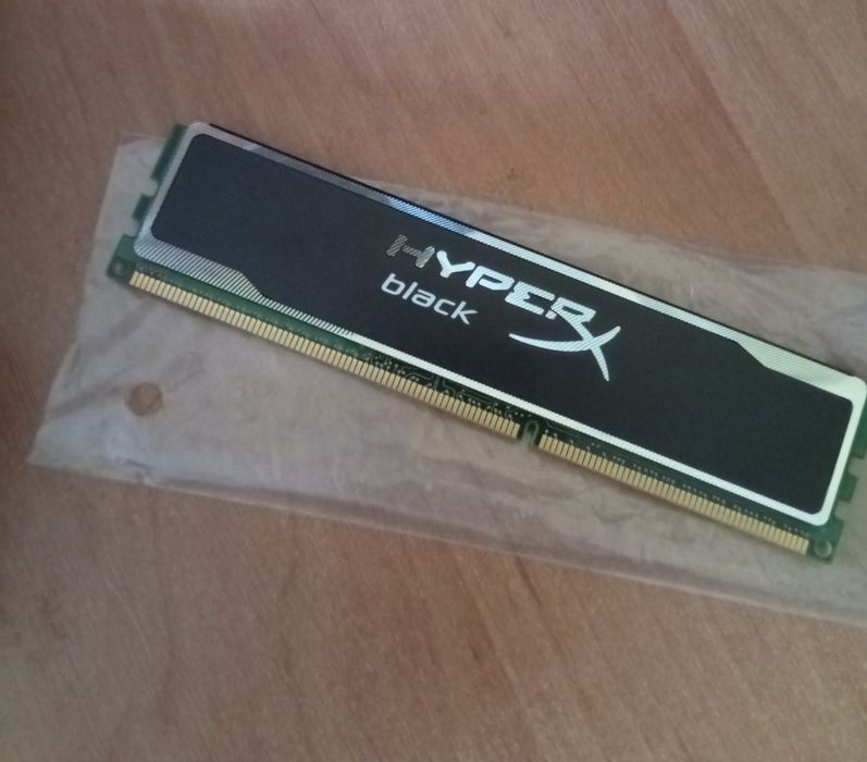Модуль оперативної пам'яті Kingston HyperX DDR3 4Gb
Модель: Kingston K