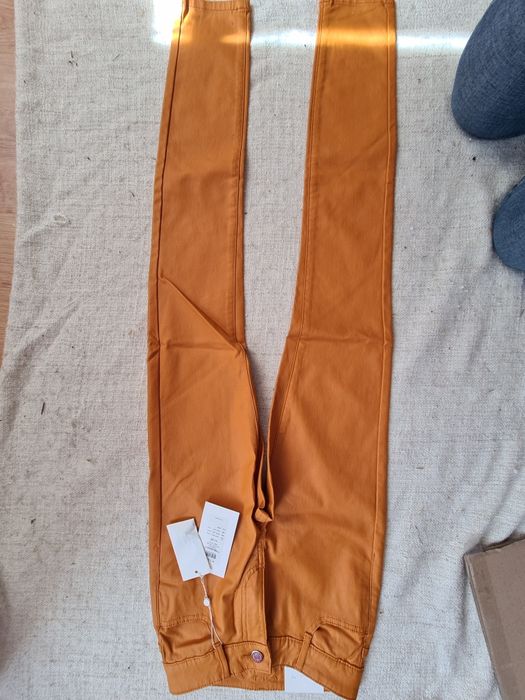 Spodnie rurki woskowane Vila rozm. XS nowe