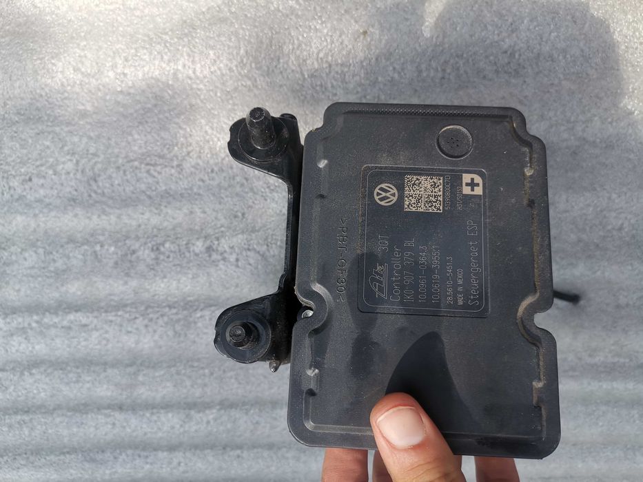 Блок АБС, ABS  wolkswagen passat b7