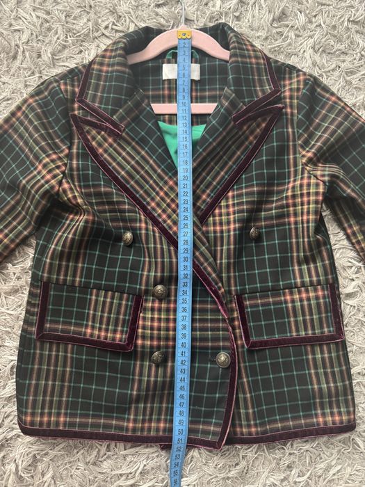 Костюм на дівчинку 6-7 р .122-134