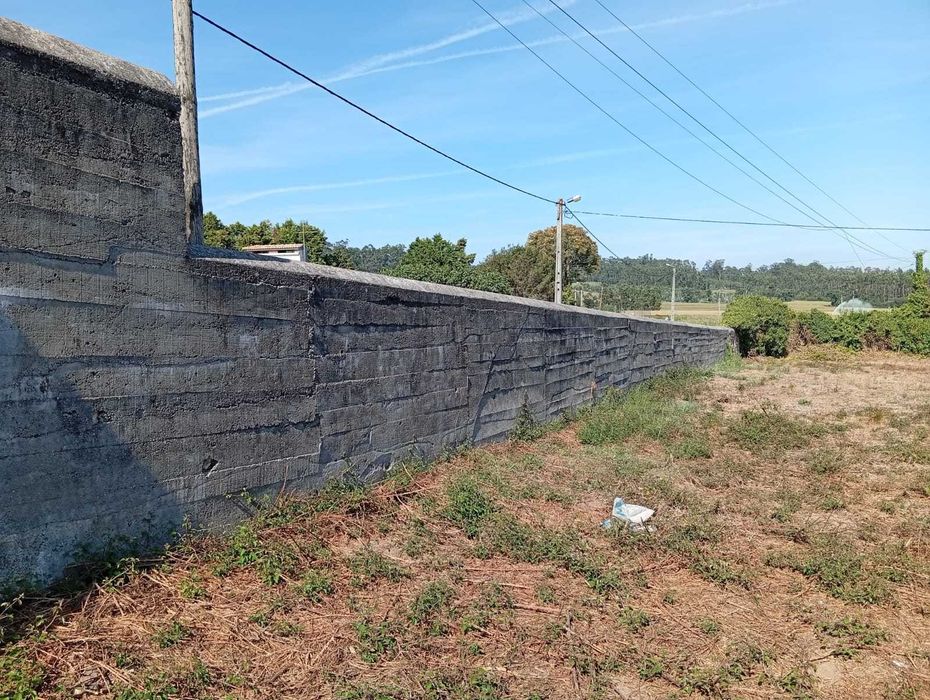 Terreno 2.802 m² – 60m de frente – Beiriz – 215.000 €