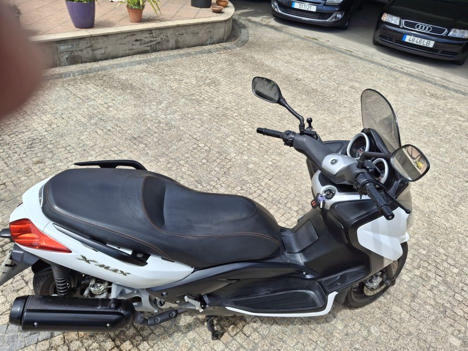 Scooter X-MAX 125
