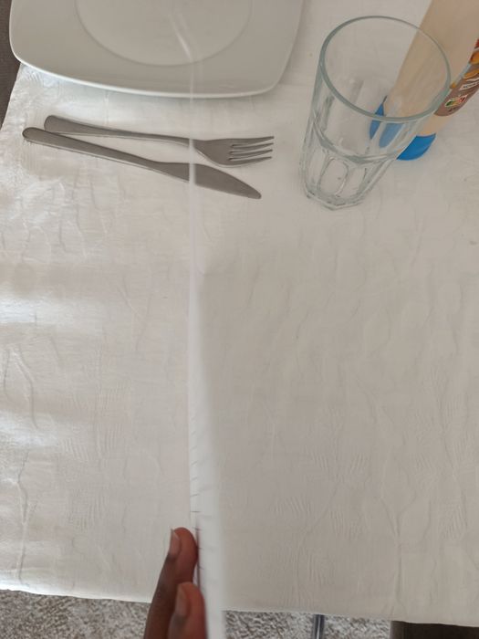 Desenho feito por uma bebê de 2 anos numa folha de caderno inteligente