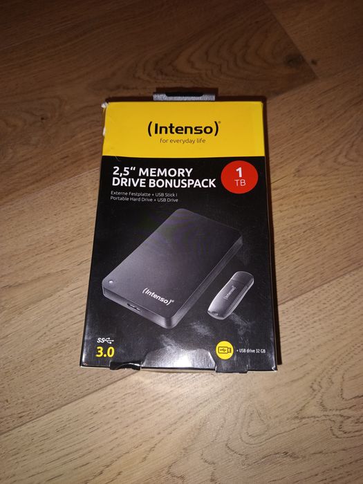 DYSK INTENSO 2,5" 1TB + Pendrive 32GB