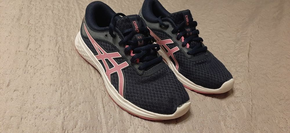 Buty sportowe Adidasy Oasics