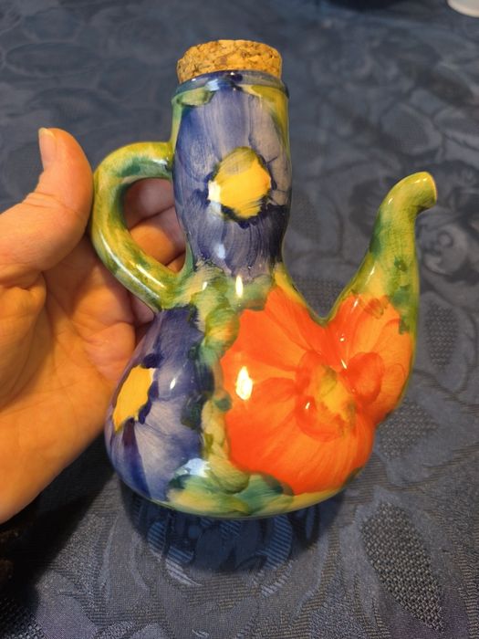 Винтажный кувшин