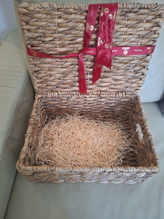 Cesta de Palha Trançada