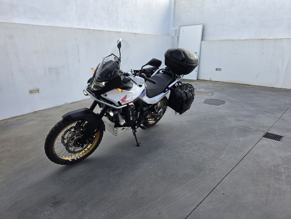 Honda transalp 750