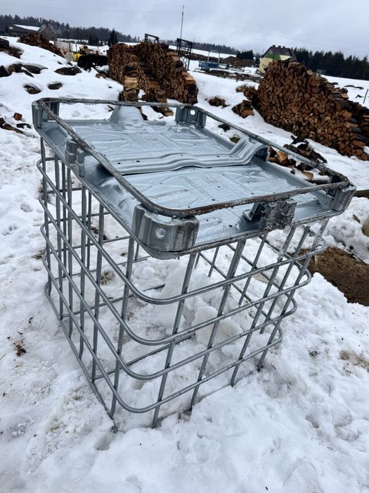 Zbiorniki 1000l. Mauzer