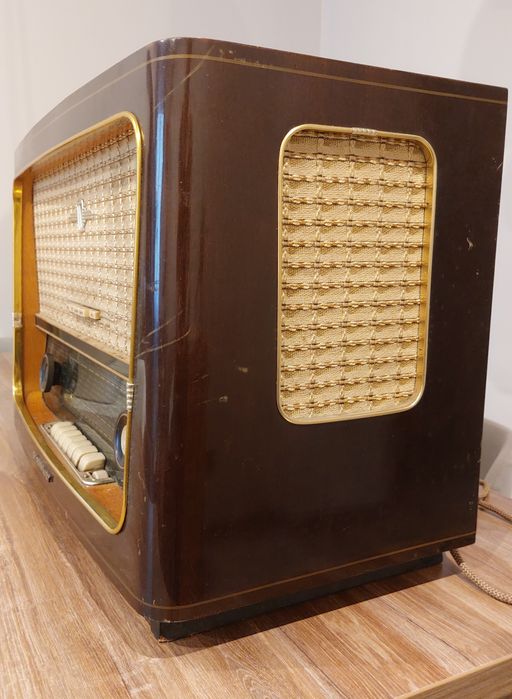 Zabytkowe radio lampowe RFT Stassfurt Diamant II 8E158-I