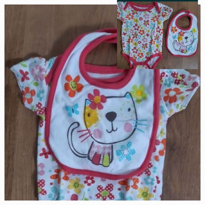 Pijamas e Bodys de bebé dos 3 aos 6 meses