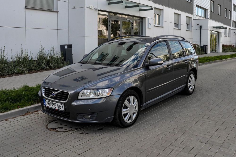Volvo V50