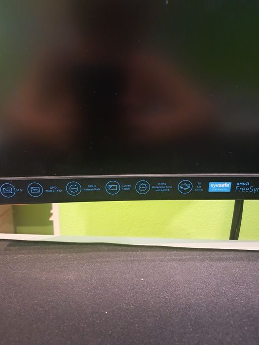 Monitor gejmingowy