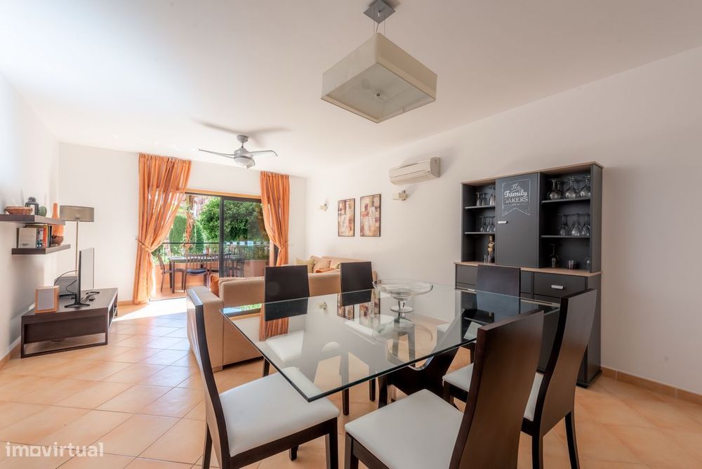 Apartamento de Luxo na Baía da Luz