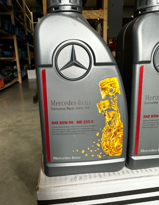 Масло в редуктор в задній міст Sprinter W906 W907 спрінтер 85W90