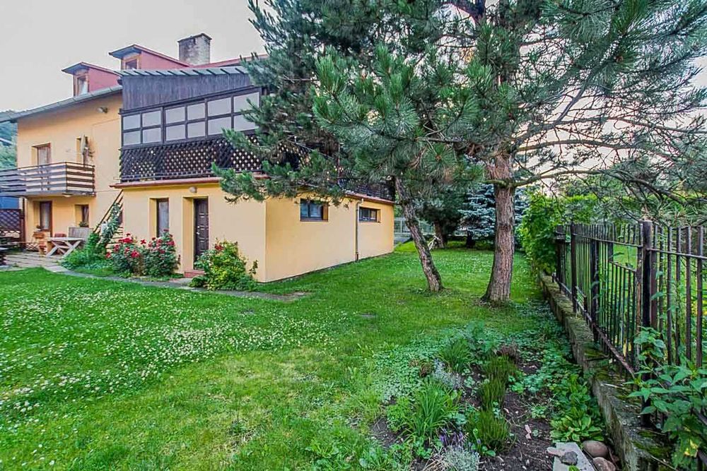 Noclegi w Żywcu u podnóża góry Grojec