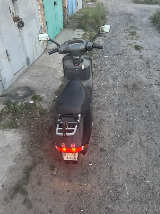 Продам скутер Хонда леад аф-20