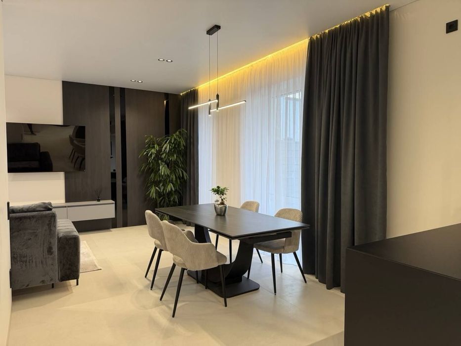 Котедж з ремонтом у КМ JAGUAR, Щасливе