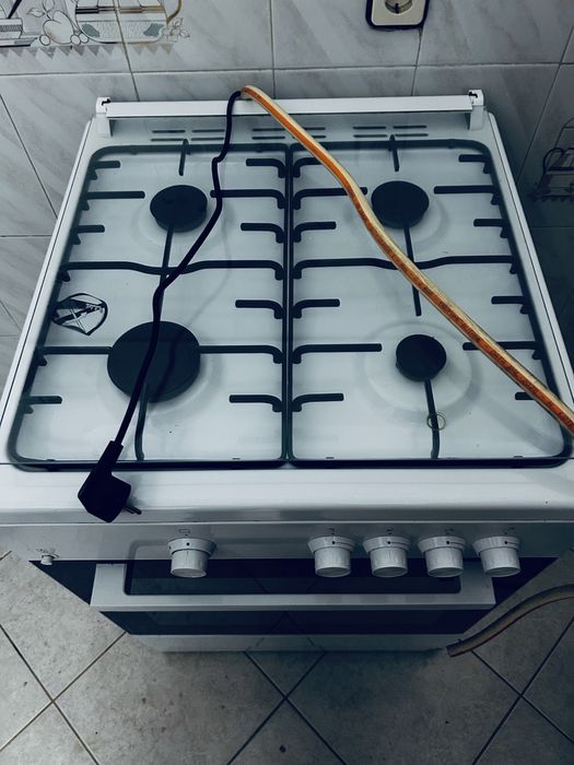 Fogão com forno beko