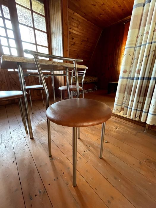 Комплект: стіл Topalit 80×80 +металева основа + 4 стільці MARCO chromу