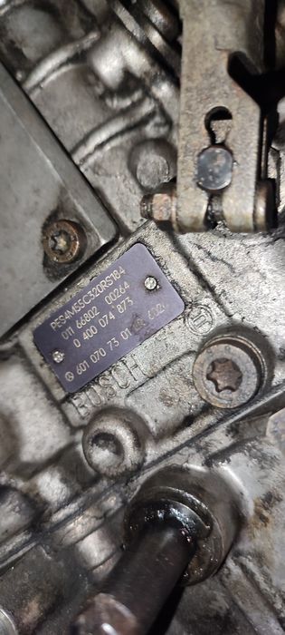 Топливний насос MB Vito w638 2.3 OM601