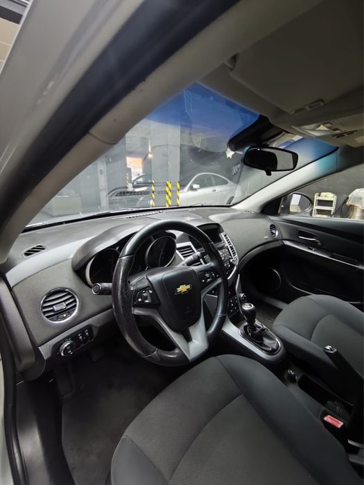Chevrolet Cruze 1.6 - Gasolina - 2012 - 3 meses de garantia