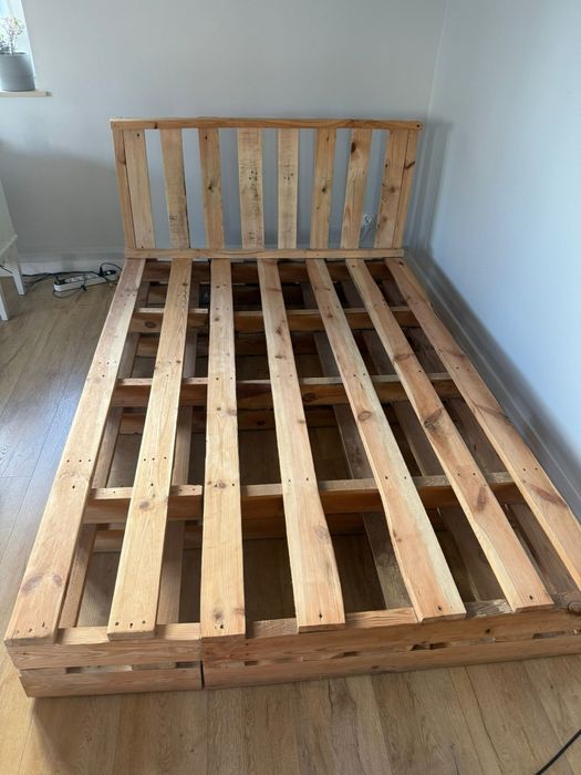 Łóżko z euro palet