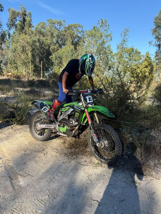 Kawasaki kx250f matriculada