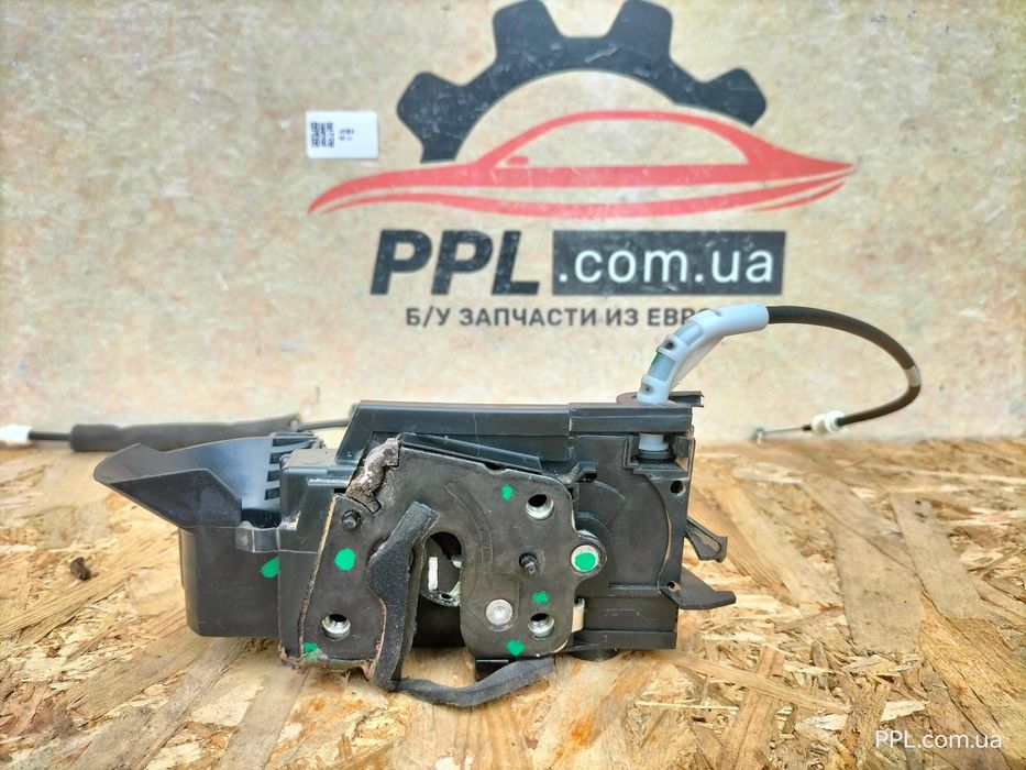 Peugeot 308 II 2013-2021 замок двери передней правой 7 pin 9810309380