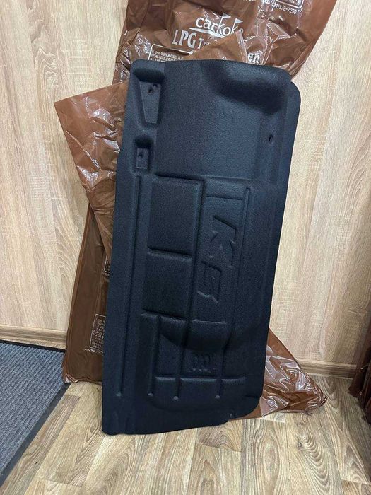 Накладка на баллон, защитная накладка K5 Sonata YF K5 LF LPI