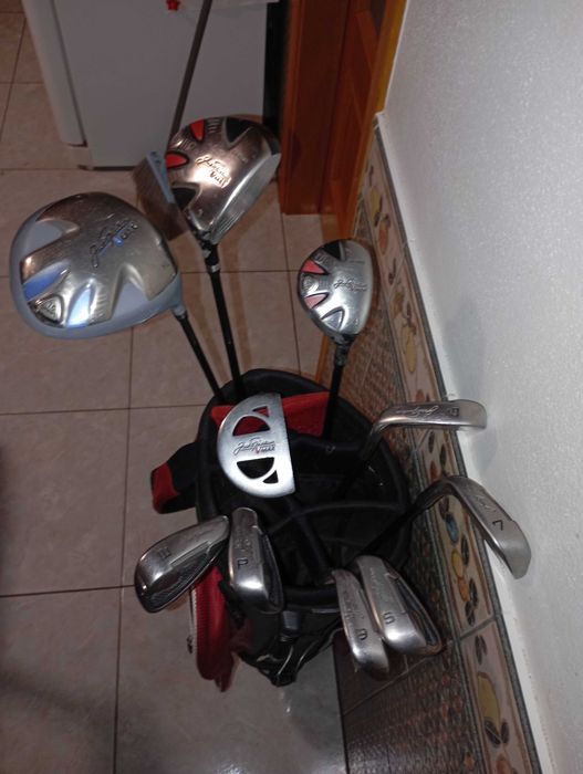 Tacos de golfe vermelhos