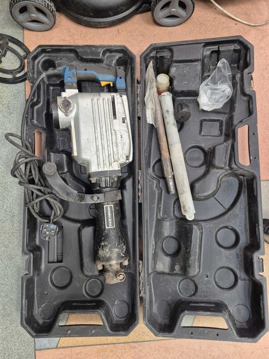 Młot wyburzeniowy Workzone Z1G-DS65D 1700W; Komis Jasło Igielna