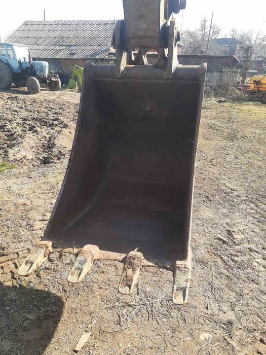 Продам Екскаватор CASE 688