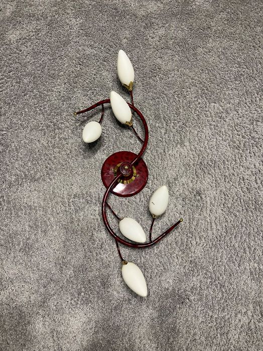 Продам люстру в залу