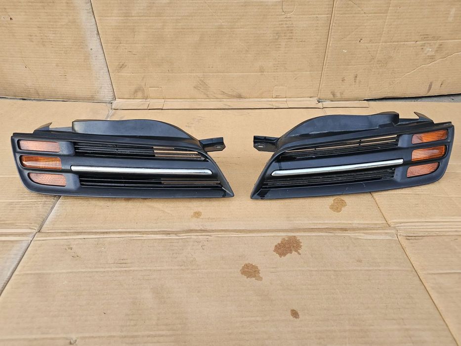 Atrapa kratka grill prawy lewy Nissan Micra k12 2006-2010 polift (06NM1)