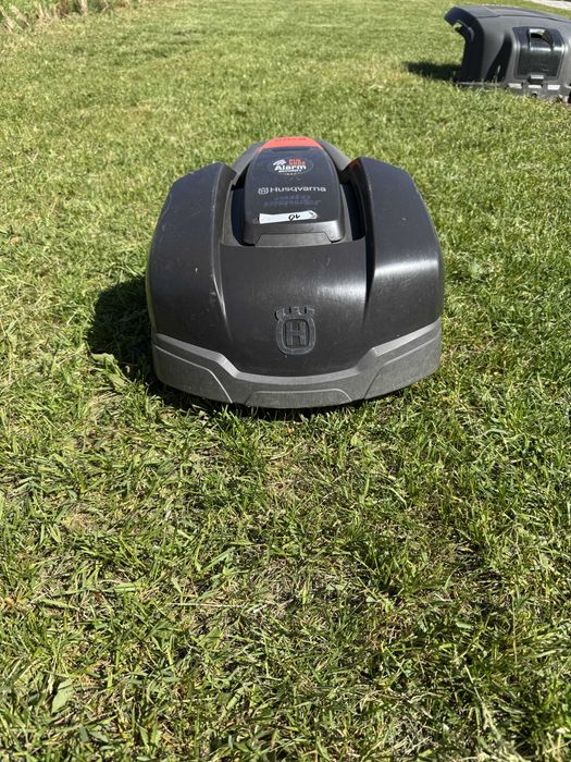 Kosiarka Husqvarna AUTOMOWER 105 kosiła 1773h