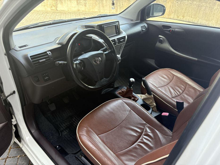 Toyota IQ 1.0 gasolina