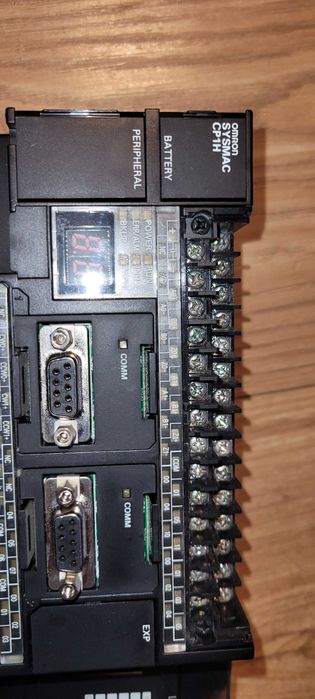OMRON Sterownik programowalny PLC Omron CP1H z modułem rozszerzeń